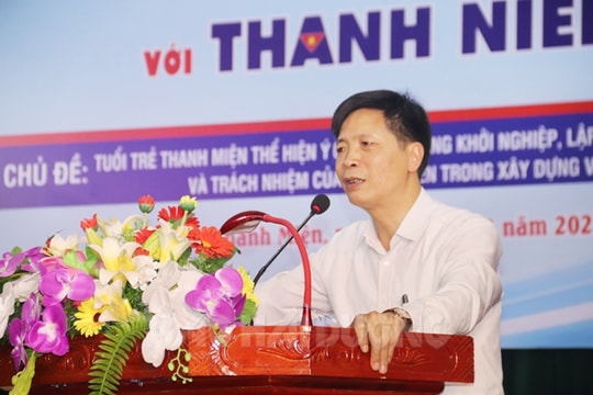 Bí thư Huyện ủy Thanh Miện đối thoại với thanh niên